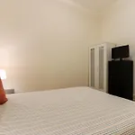 Cozy&Sunny Apartment - Anjos, Lisbon
